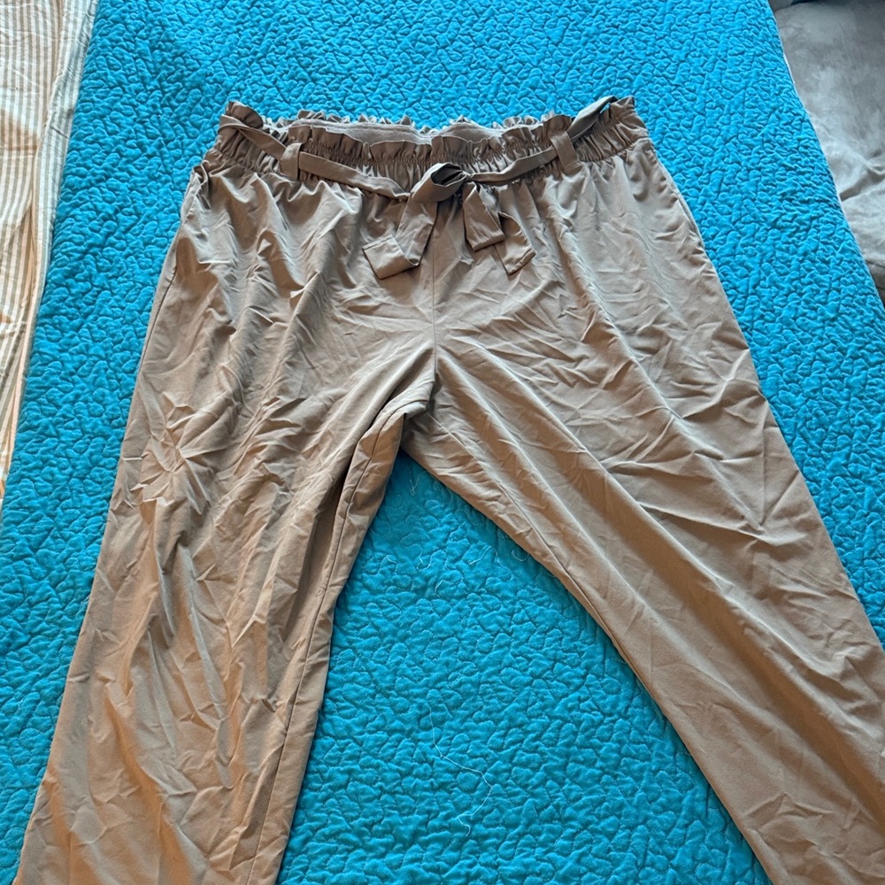 STYLUS Beige Relaxed Fit Pants